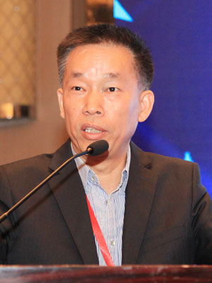 湖南省土木建筑学会暖通空调学术委员会袁建新主任委员致辞