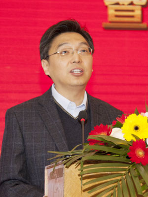 中国建筑节能协会地源热泵专委会徐伟主任委员致辞